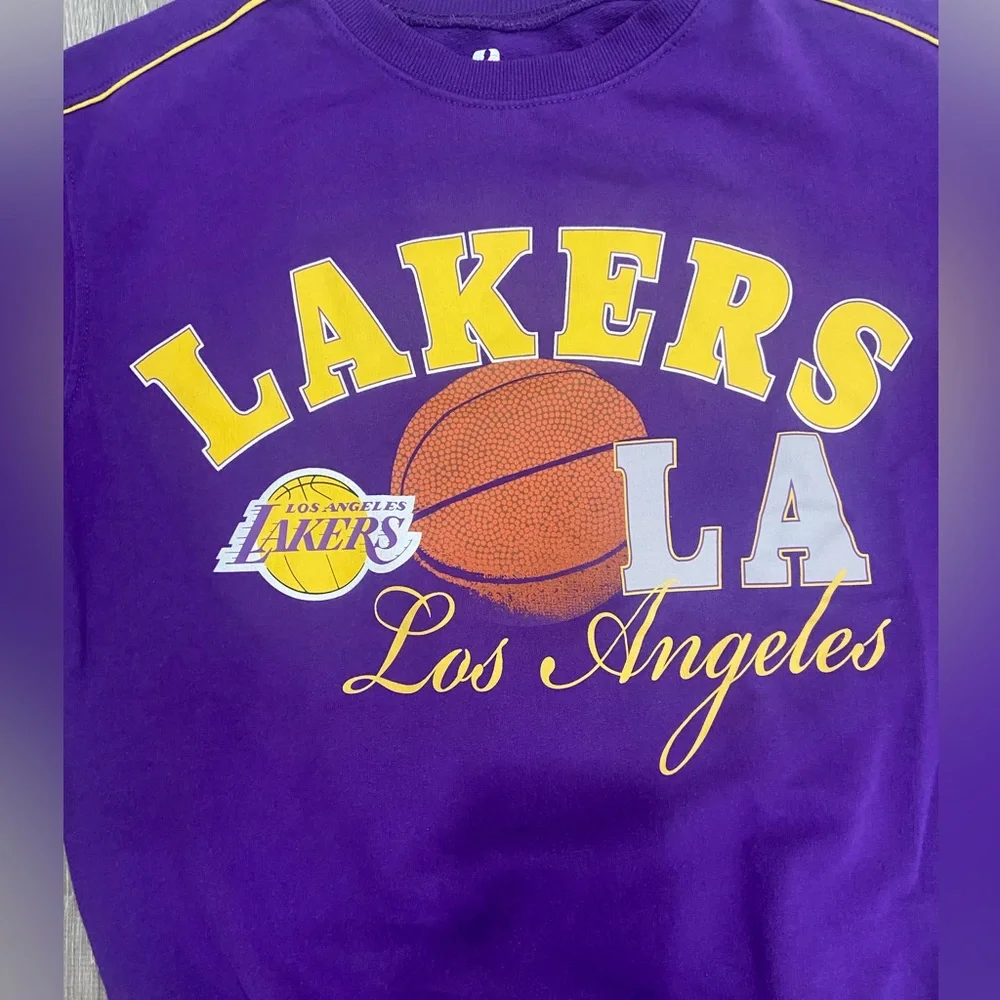 lakers crewneck women’s - Picture 4 of 4